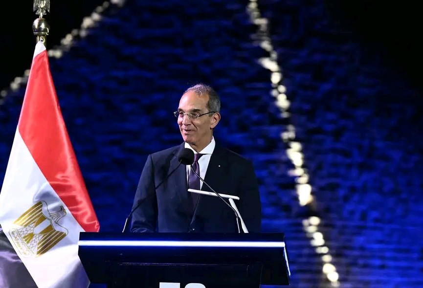 د. عمرو طلعت
