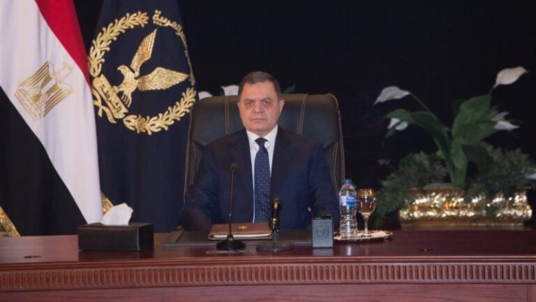 اللواء محمود توفيق وزير الداخلية