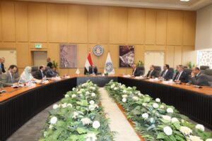لقاء وزير المالية ورئيس جهاز المشروعات