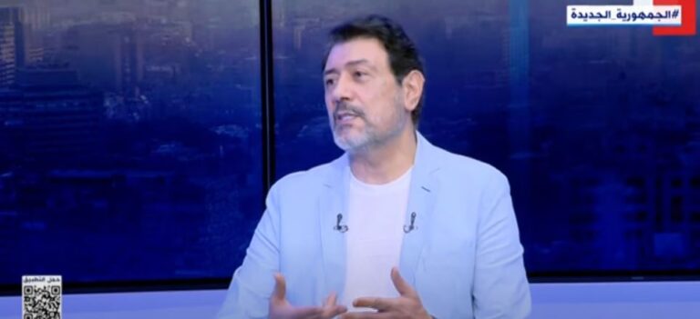 الفنان أحمد وفيق