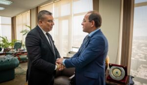وزير المالية وعمرو الليثي
