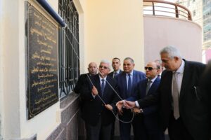 وزير التعليم العالي يفتح الجامعات الأهلية