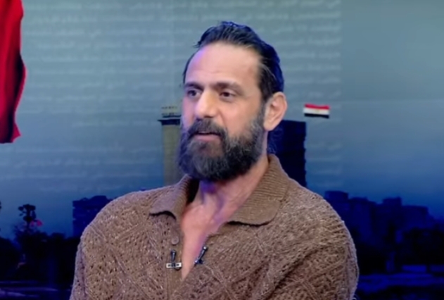 الفنان عمرو مهدي