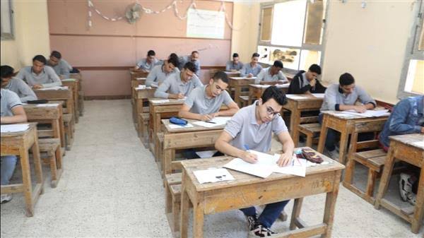 طلاب الثانوية العامة
