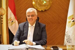 د. أيمن عاشور وزير التعليم العالي