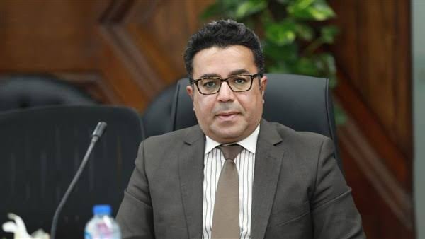 د. باسل عادل رئيس حزب الوعي