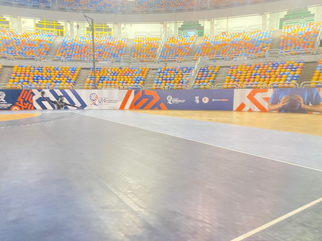 ستاد القاهرة