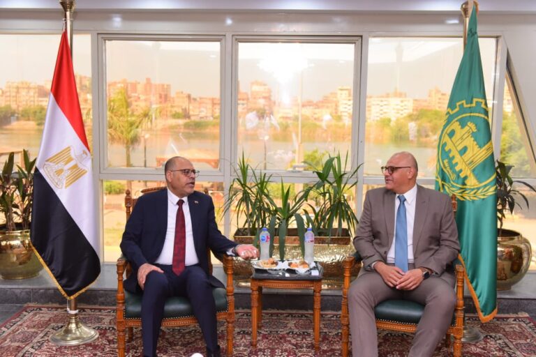 لقاء وزير العمل ومحافظ القليوبية