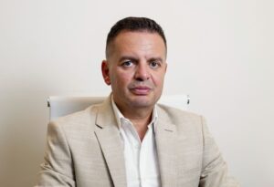د. محمد راشد عضو مجلس إدارة غرفة صناعة التطوير العقاري