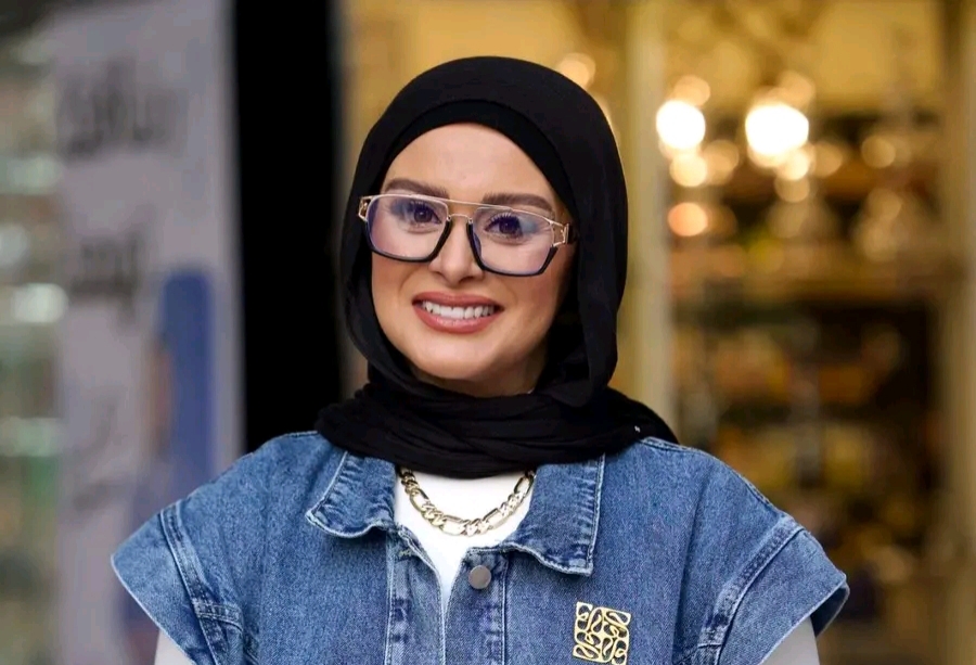 الإعلامية لمياء فهمي عبد الحميد