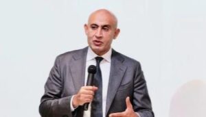 محمد عبد اللطيف وزير التربية والتعليم