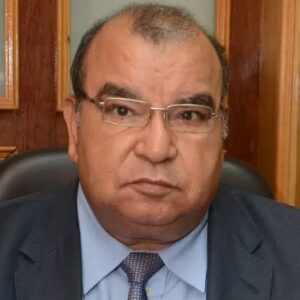 الكاتب الصحفي رفعت فياض