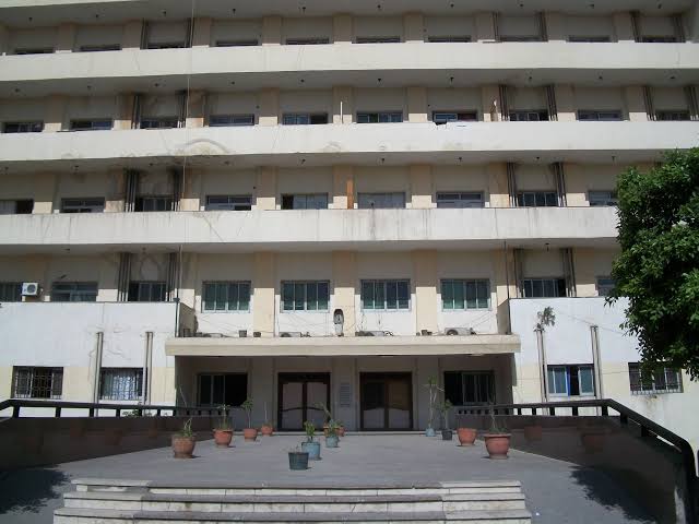 مستشفي حلوان العام