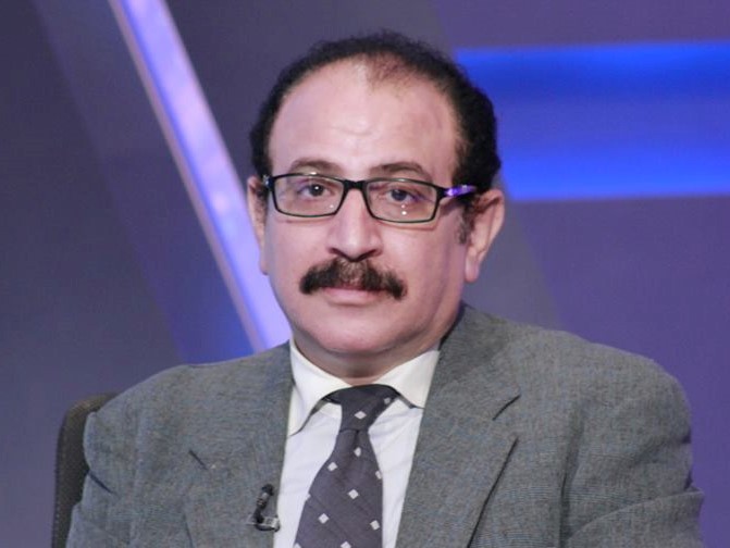 د. طارق فهمي أستاذ العلوم السياسية