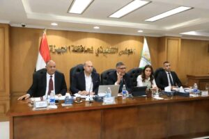 اجتماع محافظ الجيزة