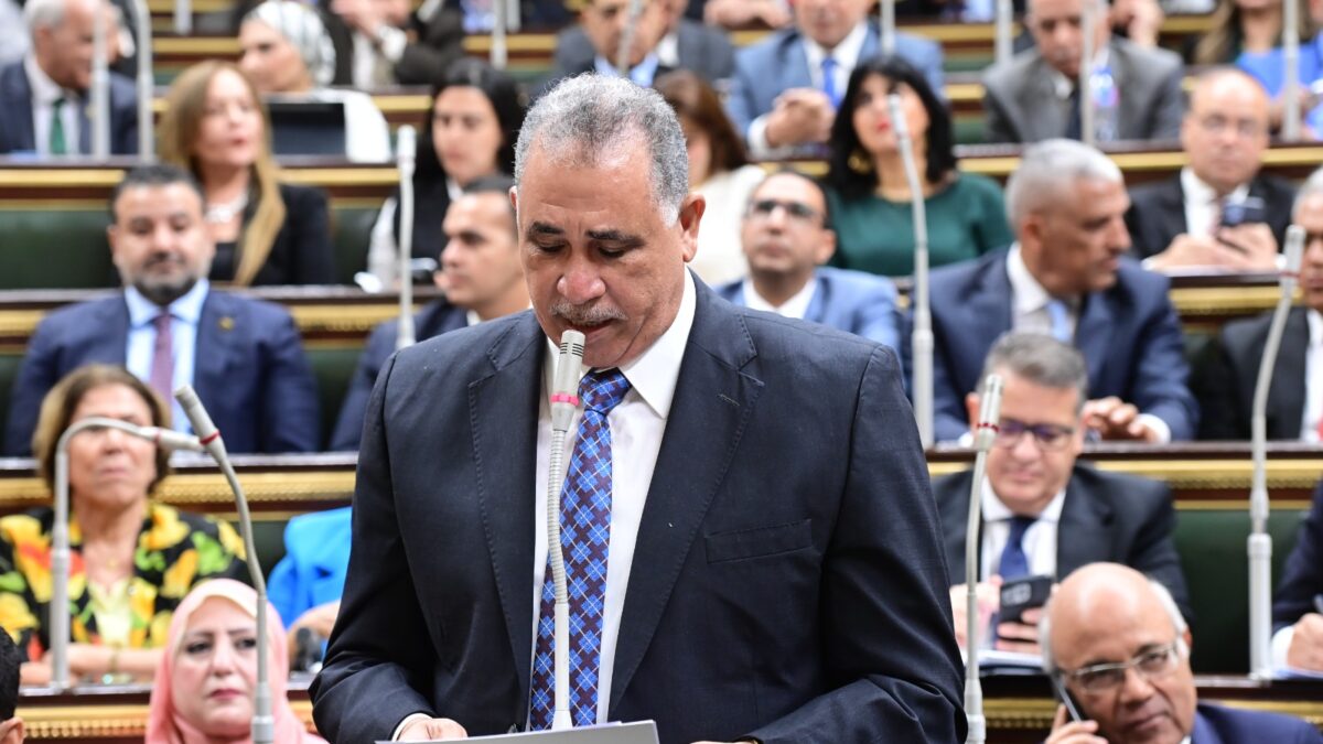 “نقيب المحامين”: لا نوافق على مخالفة الدستور وغير راضيين عن قانون الاجراءات الجنائية