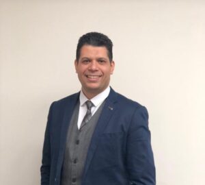 عبد الحميد إمام رئيس قسم البحوث بشركة بايونيرز