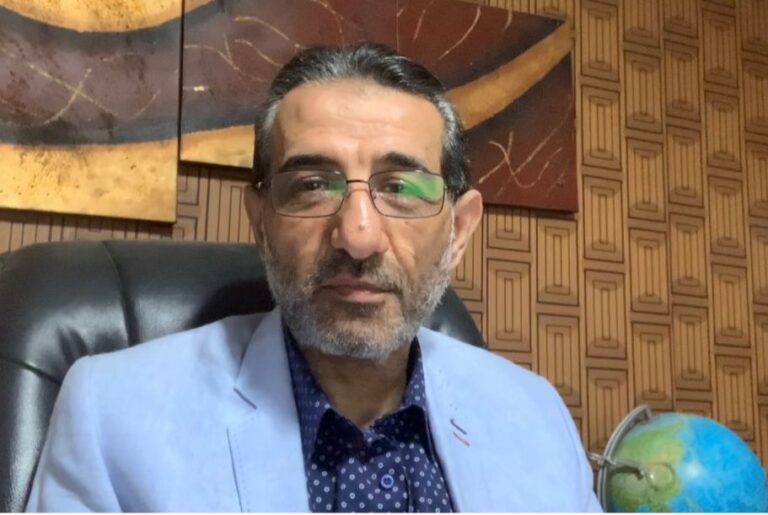 عمرو السمدوني سكرتير شعبة النقل الدولي