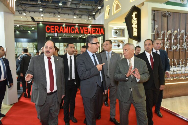 معرض سيراميكا ماركت 2025