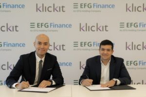 جانب من توقيع البروتوكول