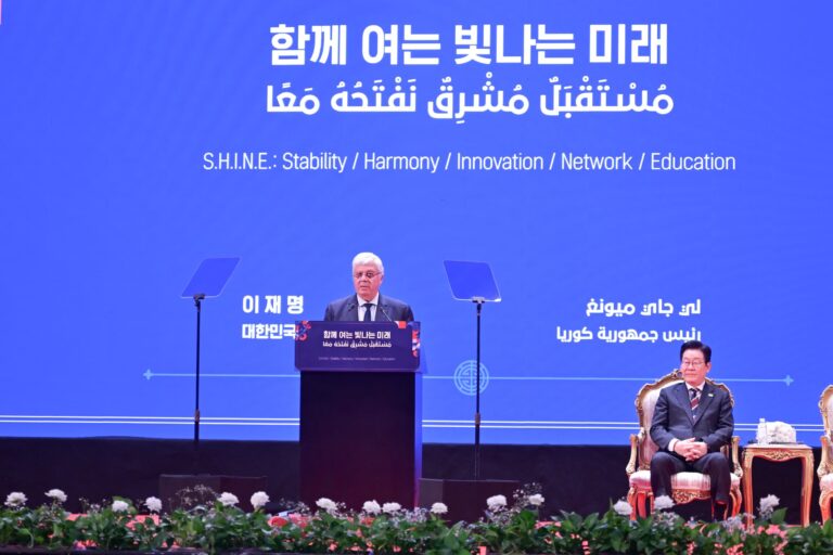 د. أيمن عاشور وزير التعليم العالي