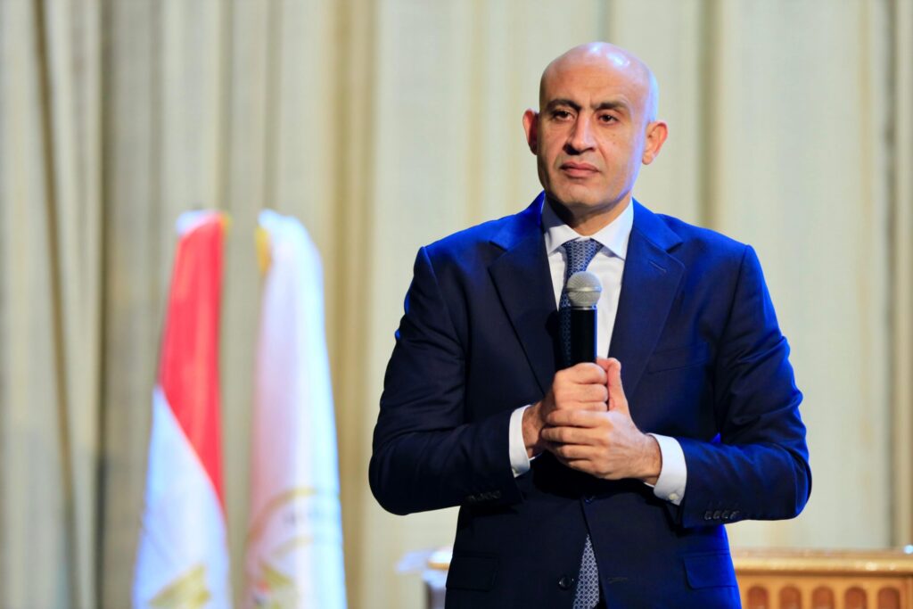 محمد عبداللطيف وزير التربية والتعليم
