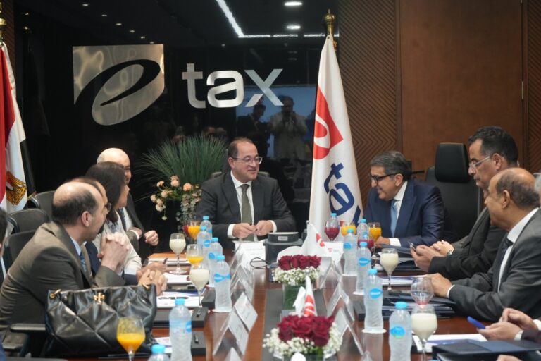 اجتماع مجلس إدارة شركة «إي.تاكس»