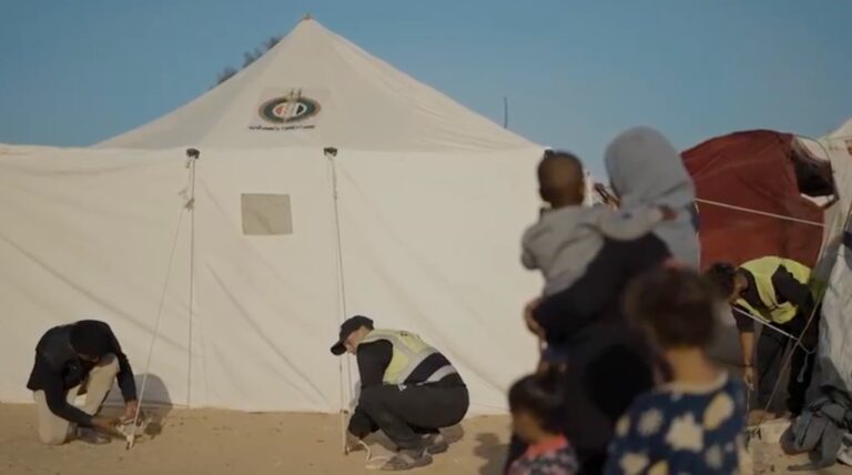 قوافل بيت الزكاة والصدقات