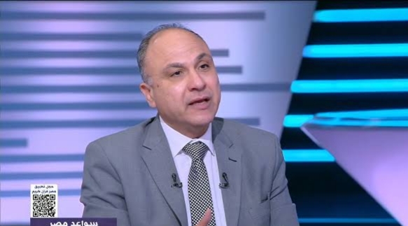 الكاتب الصحفي أيمن صقر