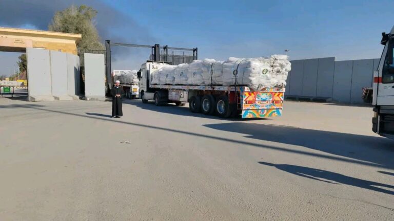 المساعدات الإنسانية