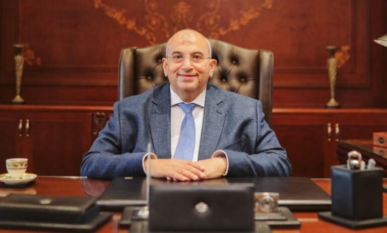 النائب أشرف عبد الغني مؤسس جمعية خبراء الضرائب