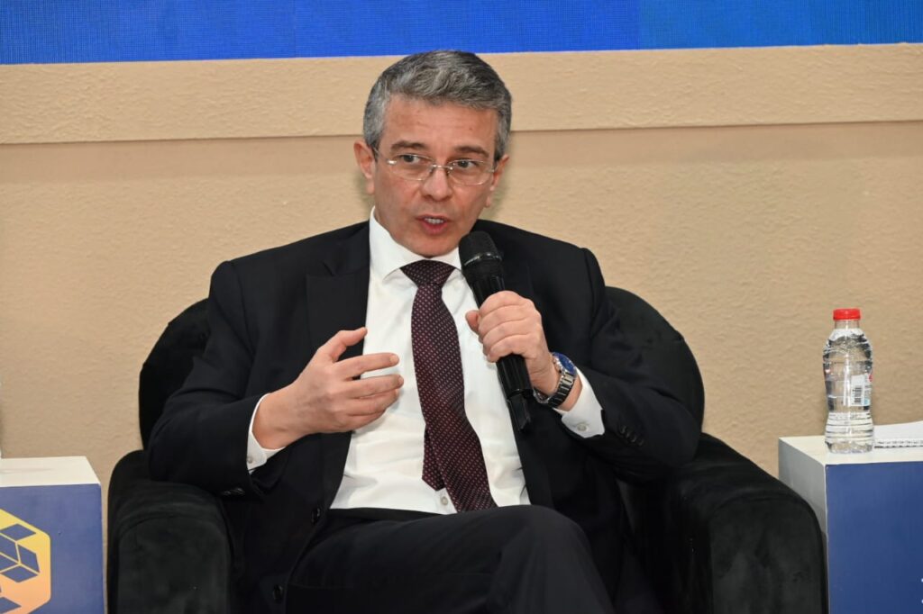 أحمد أموي رئيس مصلحة الجمارك