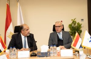 خلال توقيع البروتوكول