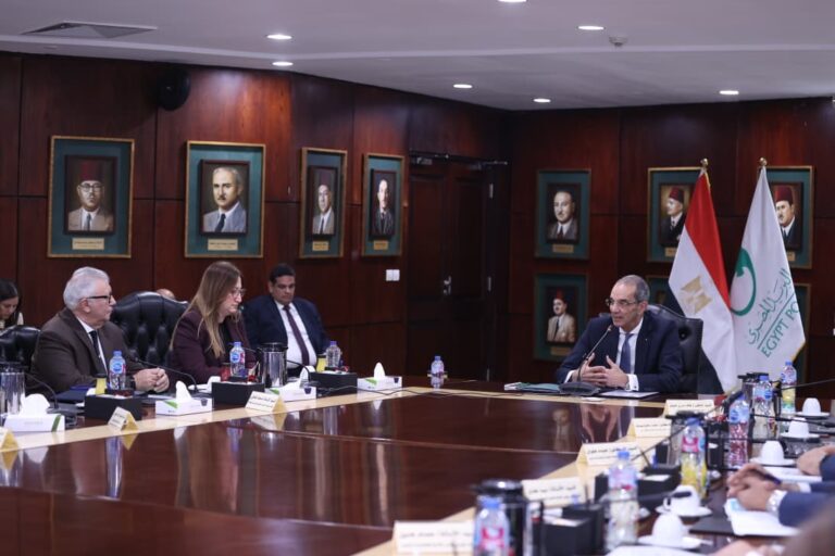 اجتماع مجلس إدارة الهيئة القومية للبريد