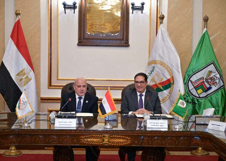 خلال توقيع البروتوكول