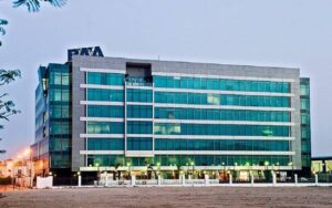 راية القابضة