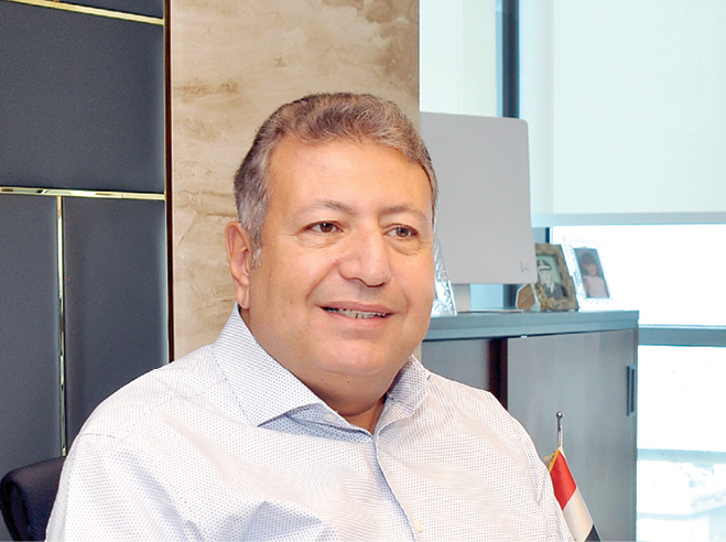 النائب طارق شكري