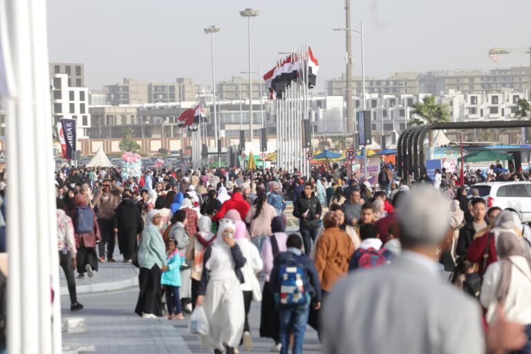 معرض القاهرة الدولي للكتاب