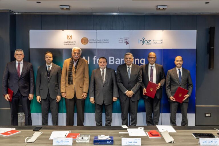 جانب من توقيع البروتوكول