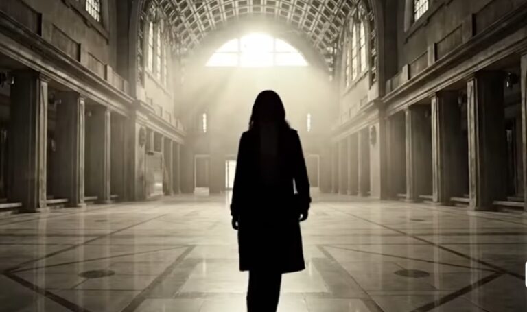 يسرا اللوزي