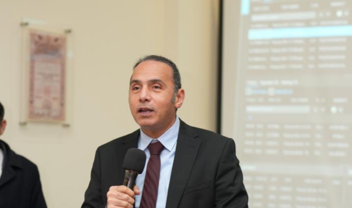 د. إسلام عزام - رئيس البورصة