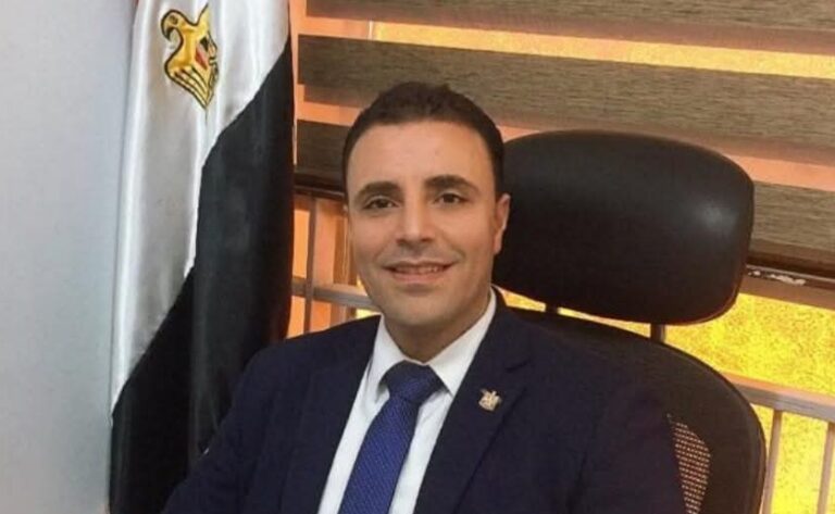 د. إسماعيل تركي أستاذ العلوم السياسية