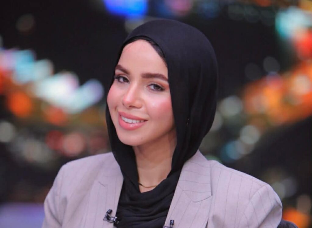 خلود عاطف خبيرة التسويق والاستثمار العقاري