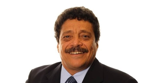 عبدالمنعم شطة نجم الأهلي السابق