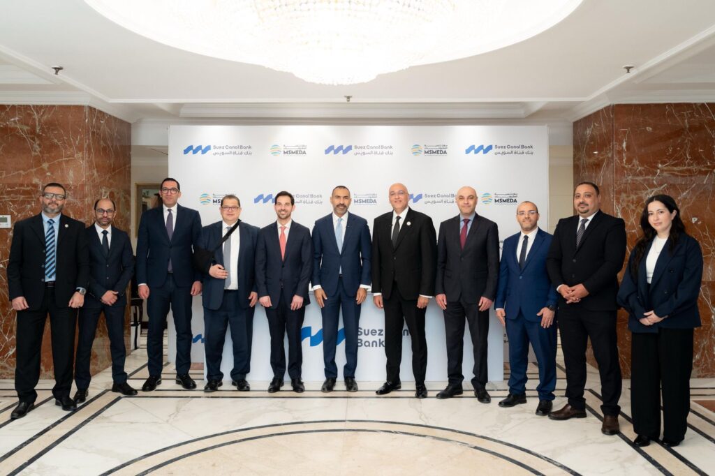 جانب من توقيع البروتوكول