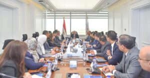 اجتماع وزير الاستثمار