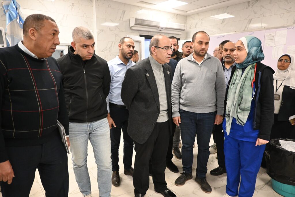 جولة مدير مستشفيات جامعة القاهرة