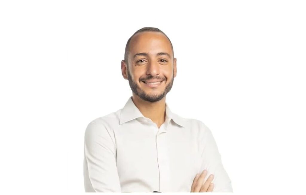 علي مختار، الرئيس التنفيذي والشريك الإداري لشركة بلتون