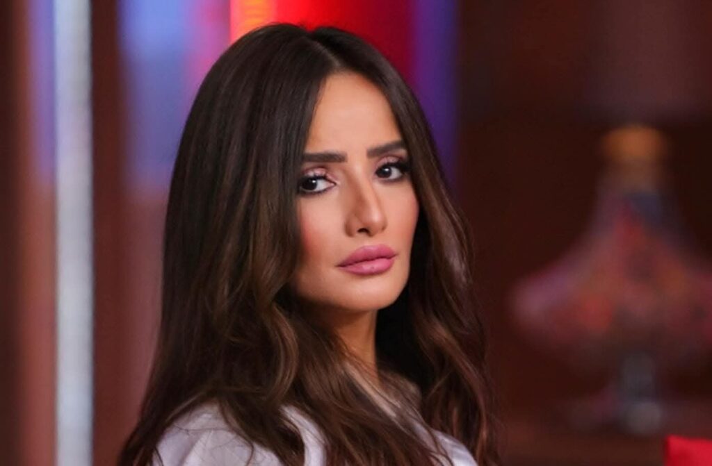 الفنانة زينة