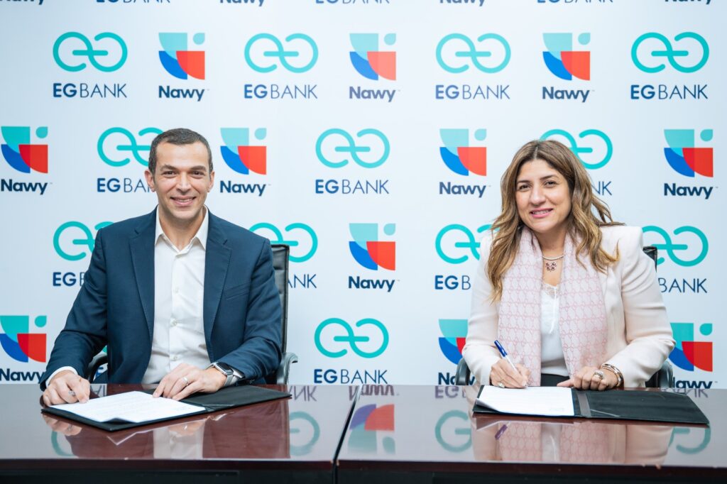 جانب من توقيع البروتوكول